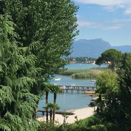 Hotel La Rondine Sirmione Exterior photo