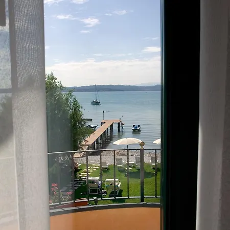 Hotel La Rondine Sirmione Exterior photo